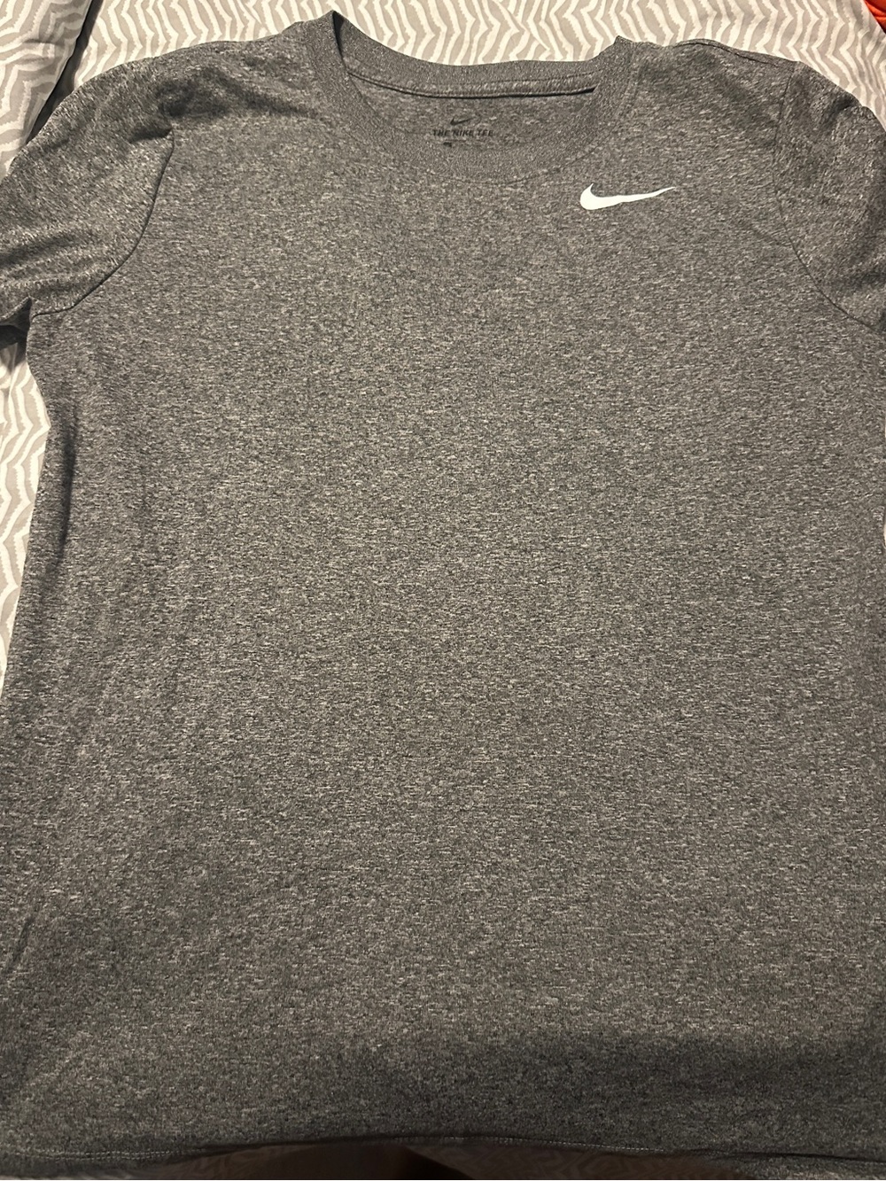 Nike Women’s Gray Dri-FIT Athletic T-Shirt